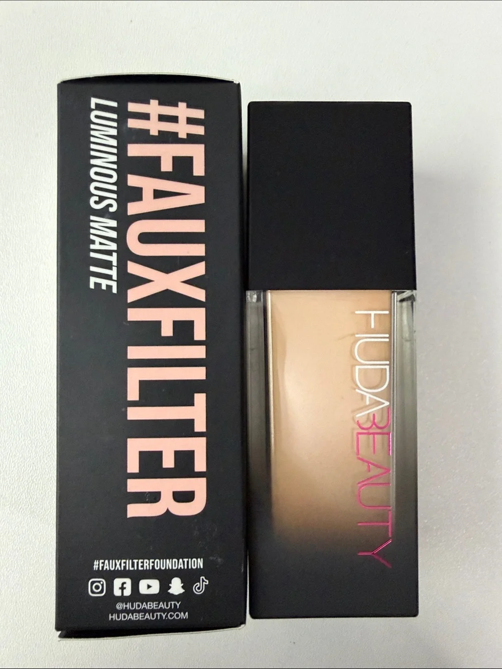Huda Beauty Faux Filter Bundle Lot Loquid Blush & Foundation BNIB